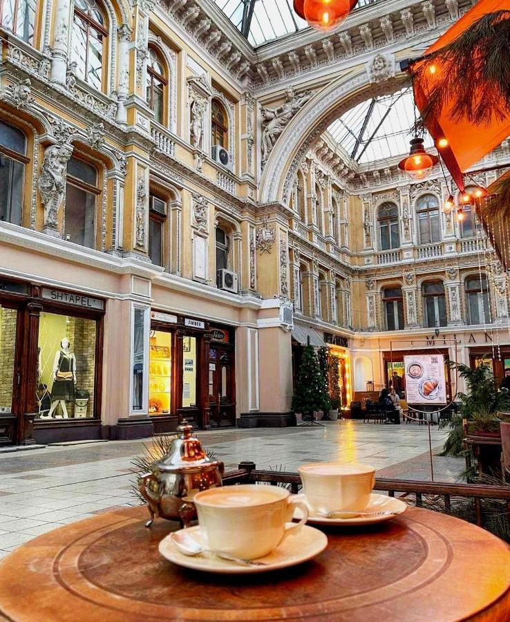 Готель Пасаж Odessa Ngoại thất bức ảnh